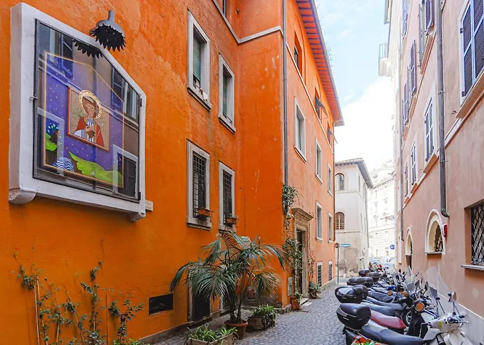 Romantic Historic Home, Piazza Navona- Piano2roma Daire