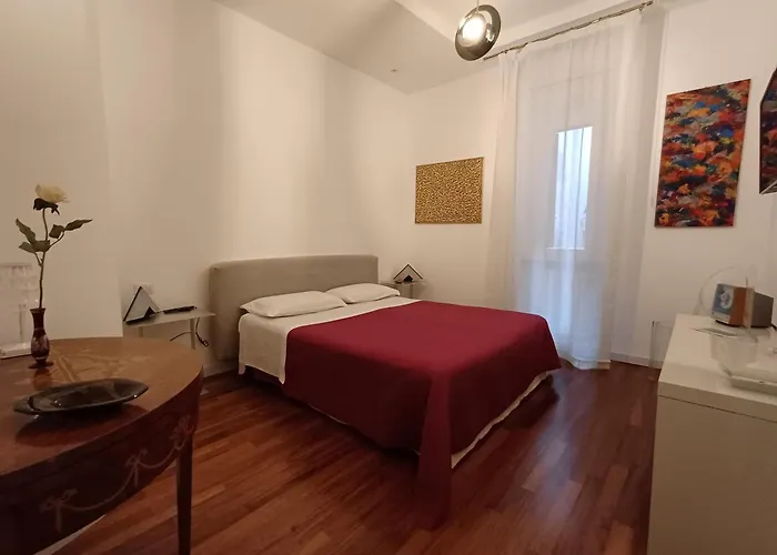 Romantic Historic Home, Piazza Navona- Piano2roma Roma